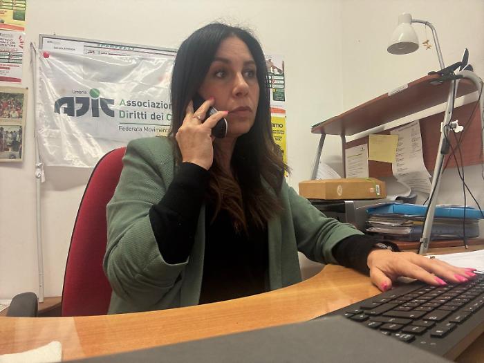 Il telefono fisso non funziona, in cento isolati per mesi a Massa Martana: l'intervento dell'Adic risolve il problema