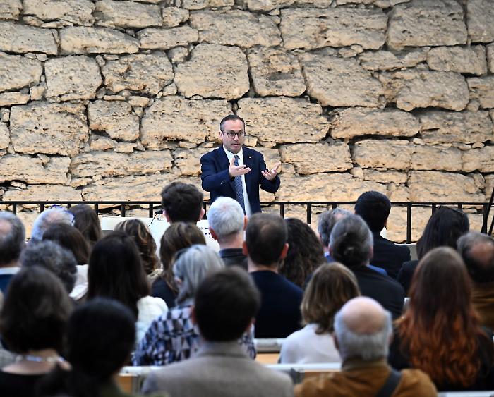 "Cura, ascolto e partecipazione": il professor Marianelli presenta  il suo programma 