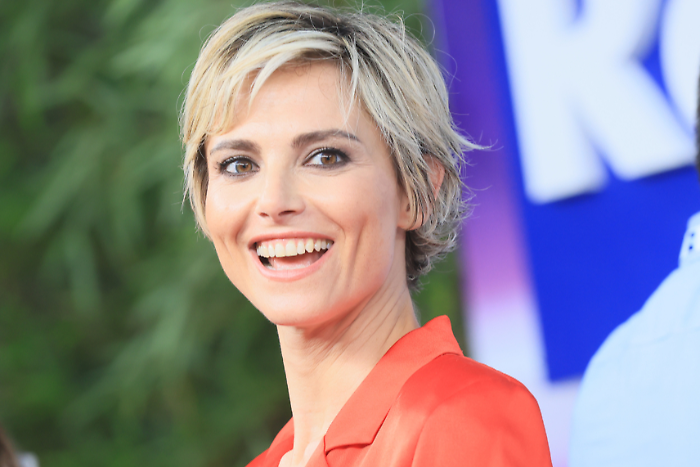 Da noi... a Ruota Libera oggi in tv domenica 9 marzo su Rai 1: ospiti in studio Paola Barale e Willie Peyote 