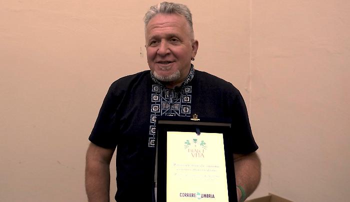 Only Wine, il premio Tralci di vita alla cantina ucraina Beykush Winery: la premiazione e le parole dell'enologo Bisso. Video