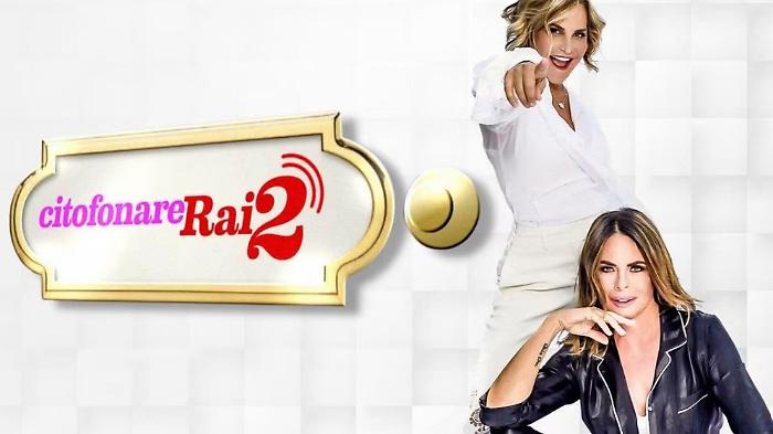 Citofonare Rai 2, stamattina in tv domenica 27 aprile: puntata speciale dedicata a Papa Francesco