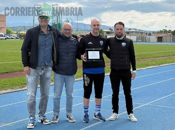 Foligno vede l'Eccellenza, intanto la festa è per un Fornetti da record