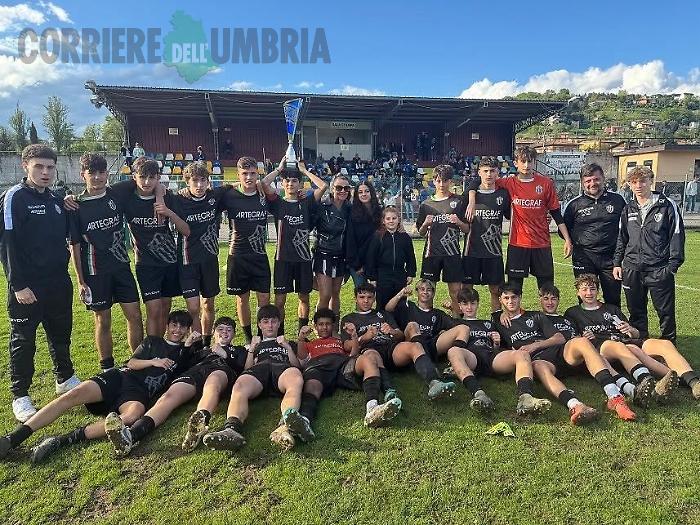 I memorial danno spettacolo a Trestina: bianconeri e Arezzo in festa