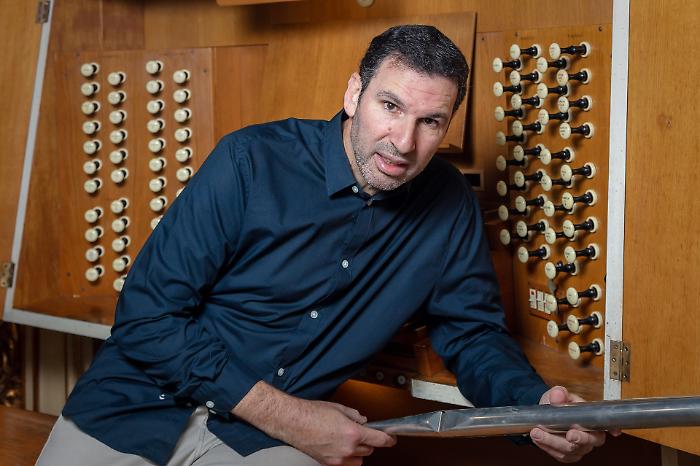 Hermans Festival, a Collescipoli musica spagnola alla Collegiata con il Maestro Arturo Barba