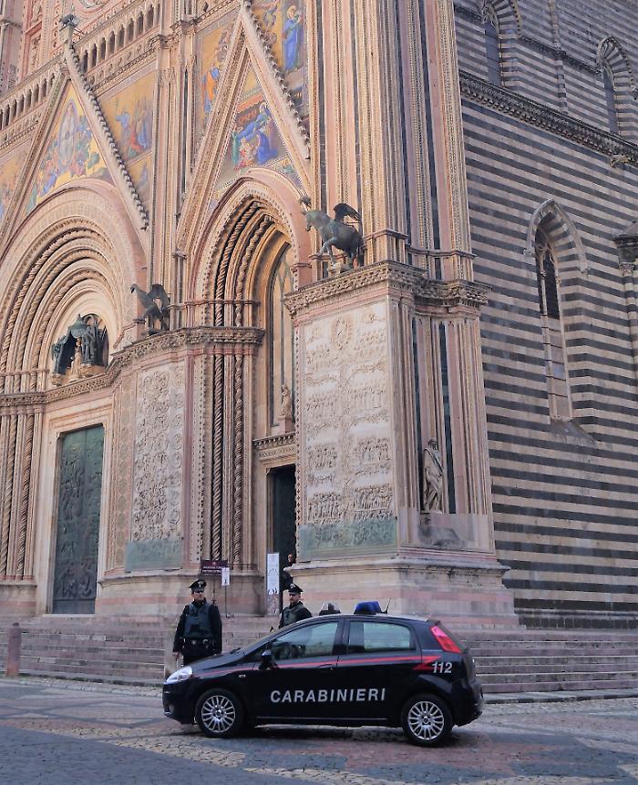 carabinieri denuncia truffa orvieto