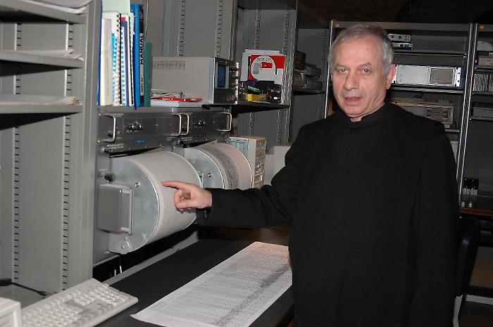 L'arcivescovo Maffeis ricorda padre Martino: "Grande dedizione alla ricerca scientifica e alla divulgazione, un dono del Signore"
