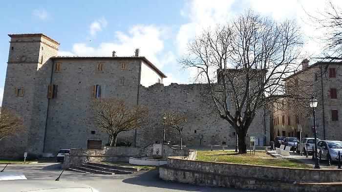 Fratta Todina, la rievocazione storica la fanno i bambini: giochi e salsicce là dove nacque il mito di Braccio Fortebraccio