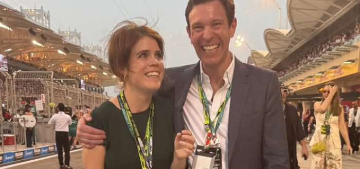 Foto private, dichiarazioni pubbliche: Eugenie detta la nuova comunicazione Windsor