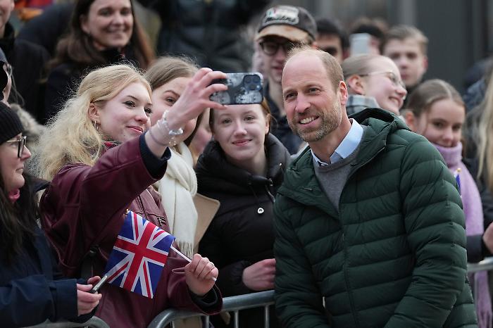 William, tra WhatsApp e vendette reali: il futuro re che cambia le regole. La resa dei conti con Harry