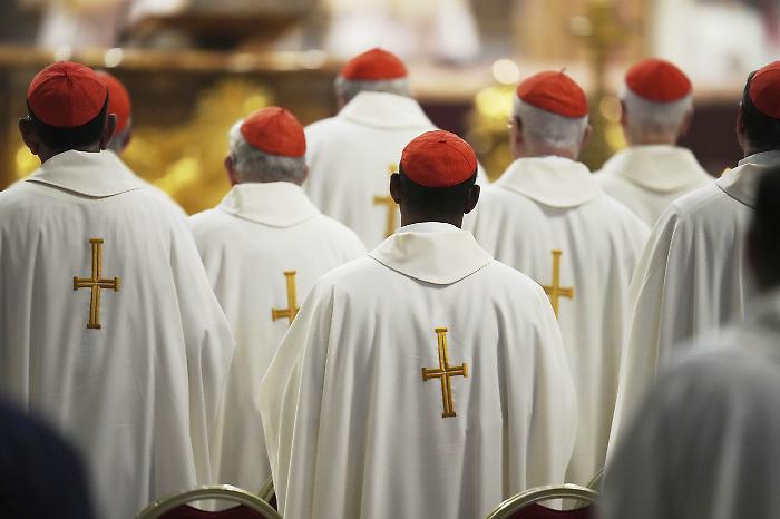 Il Papa come pronostico: quando la fede finisce nei tabelloni delle scommesse (britanniche)