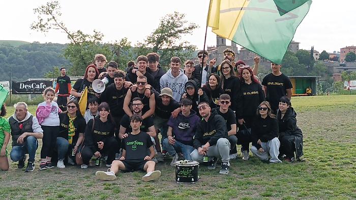 La Virtus Baschi vola in Prima categoria: festa grande con gli Squilibrati