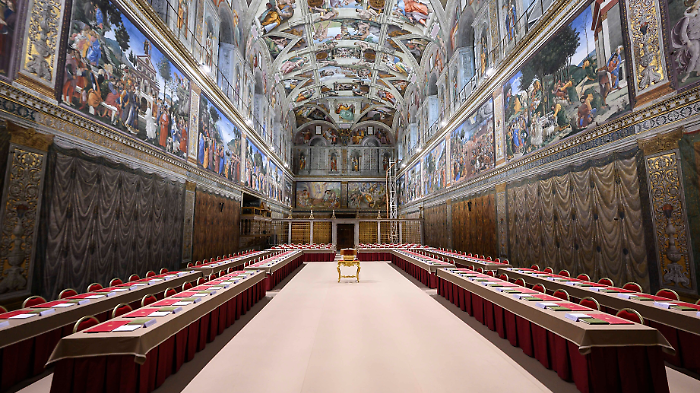 Fumata nera dalla Cappella Sistina: prosegue il Conclave e il mondo attende il nuovo Papa