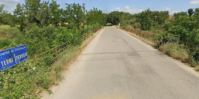 Marsciano, senso unico alternato sulla provinciale: scatta la messa in sicurezza delle barriere laterali 