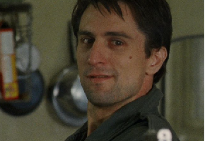 Taxi driver, quando De Niro era Travis e nessuno voleva davvero vederlo: anatomia di un’allucinazione americana