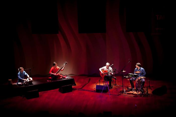 Flamenco e musica italiana per l'appuntamento con la Filarmonica Umbra: arriva "Indialucia"