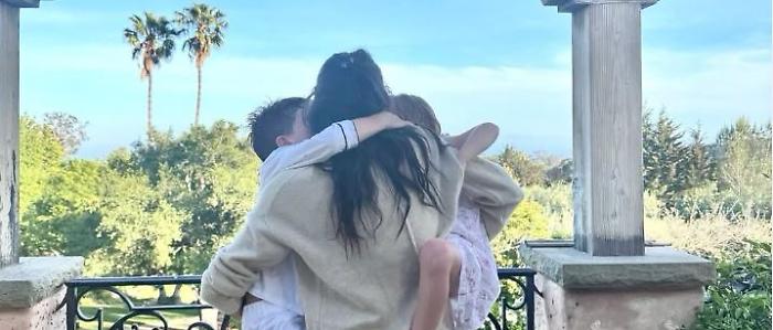 Meghan Markle, tra “gioielli” familiari e frecciate satiriche: il doppio volto di una duchessa in fuga