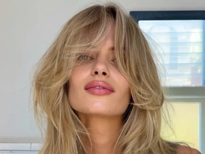 Tendenze capelli estate 2025: osare con tagli audaci e colori seducenti per uno stile iconico e intramontabile