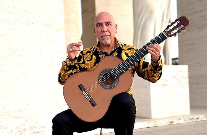 Terni, al circolo CLT Arvedi Ast il chitarrista Roberto Fabbri celebra Lucio Battisti con un quartetto di archi del Conservatorio Briccialdi