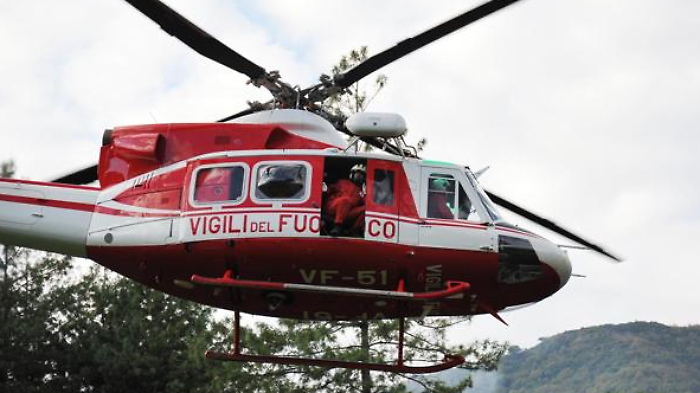 Elicottero dei vigili del fuoco