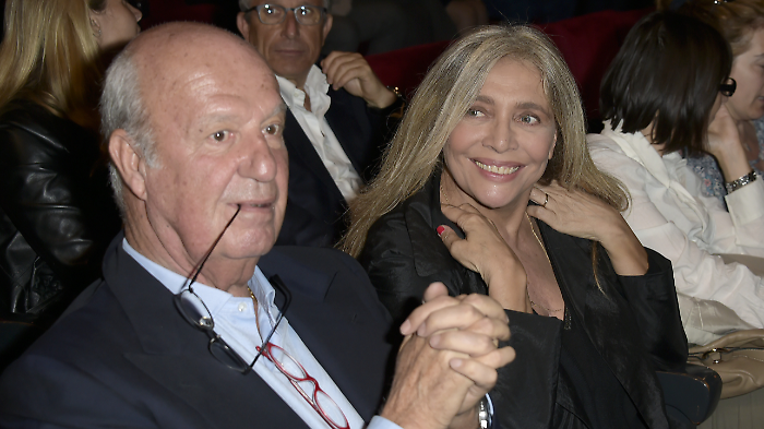 Nicola Carraro, chi è il marito di Mara Venier: come si sono conosciuti e il primo bacio. Esordì con un aneddoto di Jerry Calà