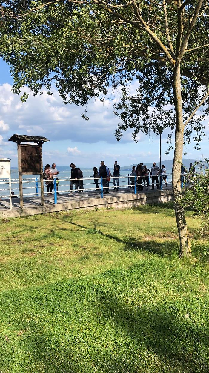 Trasimeno, calano gli arrivi dei turisti. Le presenze restano stabili 