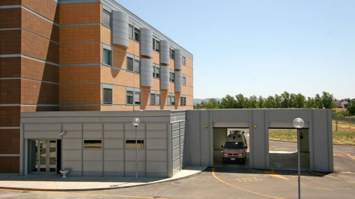 Dimesso dal pronto soccorso con farmaci per l&rsquo;emicrania, muore in 24 ore: indagini in corso sul decesso di un 65enne