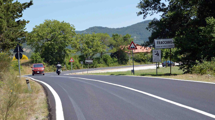 Strada 257 Apecchiese: l'onorevole Polidori denuncia problemi di sicurezza e gare clandestine