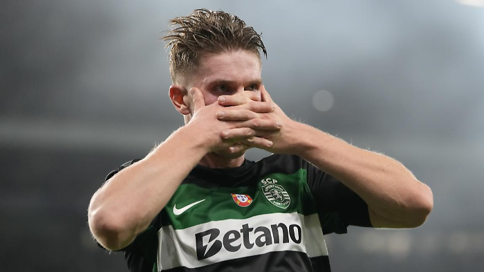 Viktor Gyokers, chi è la stella più richiesta del calciomercato: gli inizi, i 53 gol in stagione e l'esultanza che è già cult
