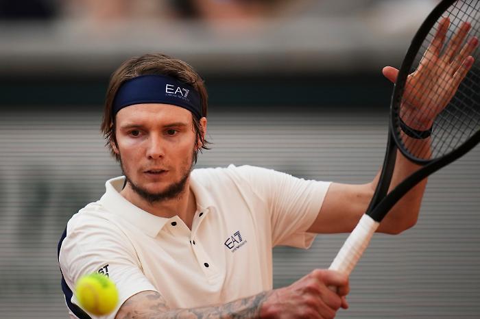 Chi è Alexander Bublik, l'avversario di Jannik Sinner al Roland Garros: età, carriera, ranking ATP e i precedenti con l'azzurro 