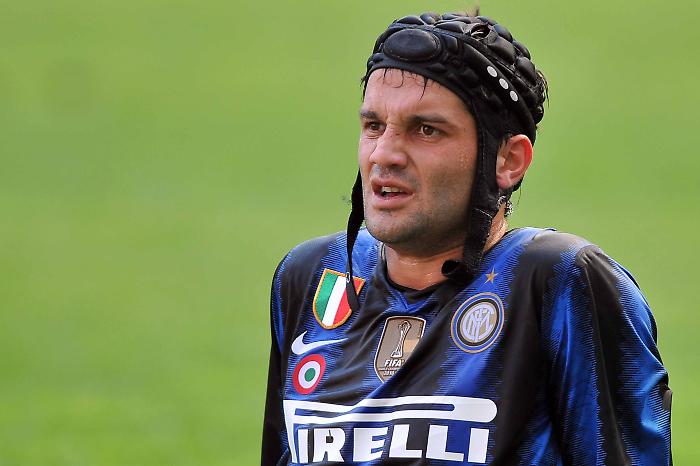 Cristian Chivu nuovo allenatore dell'Inter? Chi è: dal trauma cranico in campo alla salvezza sulla panchina del Parma
