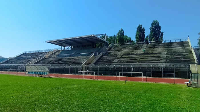 Cercansi gestori per il campo Morandi e la pista di atletica: l'avviso del Comune