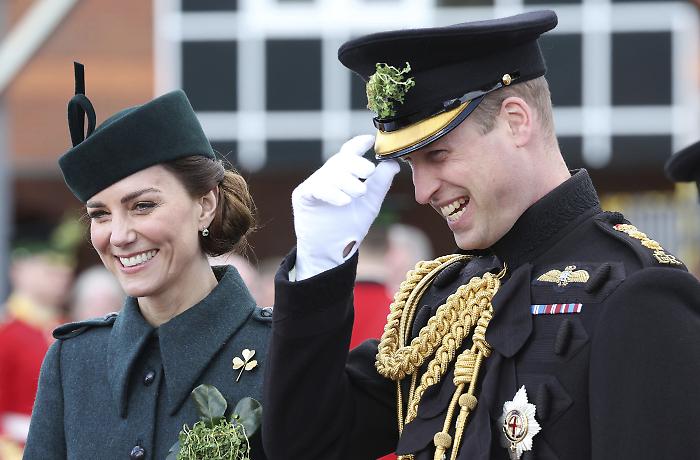 "Altro che gioielli": i regali (assurdi) che si scambiano i reali: Sandringham come non l’avete mai visto