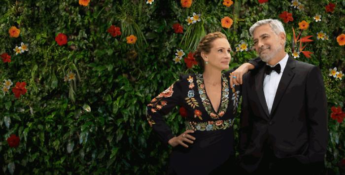 Ticket to paradise stasera in tv lunedì 9 giugno su Canale 5: trama, cast e curiosità del film con Julia Roberts e George Clooney