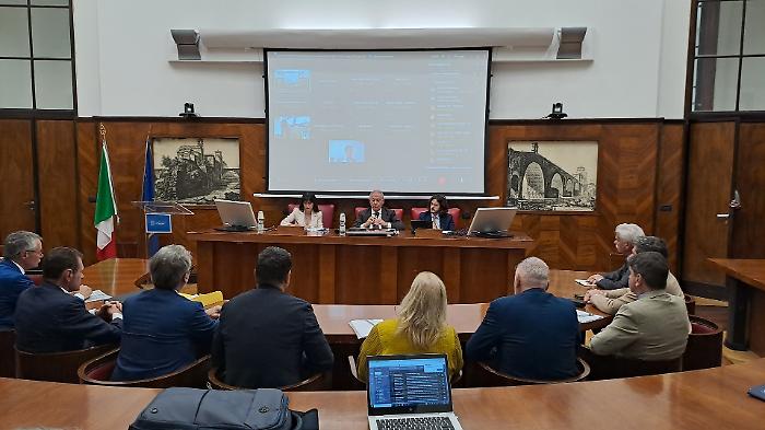 Ast-Arvedi, firmato al Mimit l'Accordo di programma: un Comitato esecutivo verificherà il rispetto degli impegni