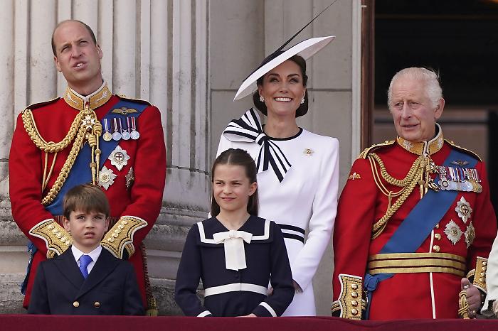 Trooping the Colour 2025, la parata del re: che cos'è, perché si celebra, chi sfila e cosa rappresenta oggi