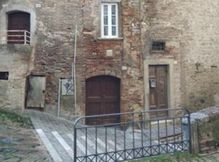 Passeggiate notturne per scoprire le bellezze nascoste di Assisi e Perugia