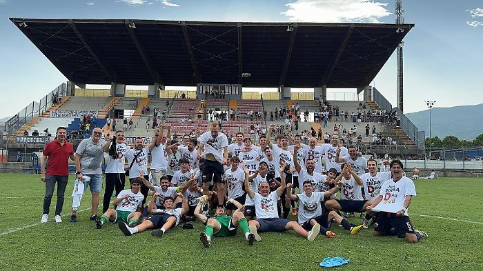 Impresa del Cannara, vince 2-1 in rimonta a Pinerolo e vola in serie D