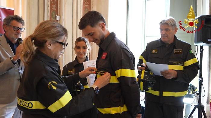 Città della Pieve, 25 anni di impegno e solidarietà. Festa per la sede dei vigili del fuoco