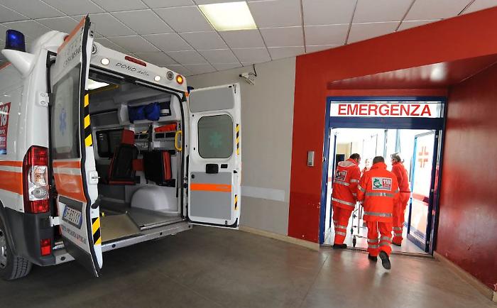 Sanità, 711 assunzioni con concorsi unici e 178 stabilizzazioni nelle aziende sanitare: ok ai piani del fabbisogno personale