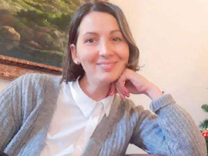 Maturità, la storia di Joanna: a 8 mesi dal parto sosterrà l'esame insieme al figlio più grande 