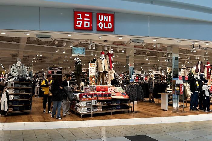 La storia di successo di Uniqlo: ecco come l'azienda giapponese è riuscita ad entrare nell'olimpo del fast fashion