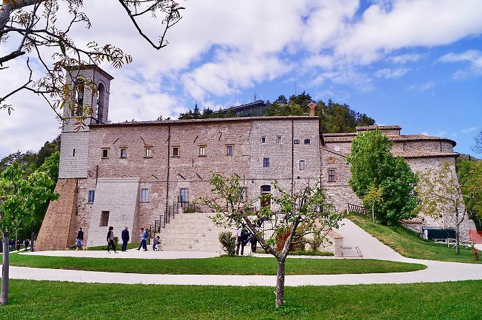Basilica di Sant'Ubaldo in diretta in tutto il mondo: iniziati i lavori per lanciare le trasmissioni in streaming