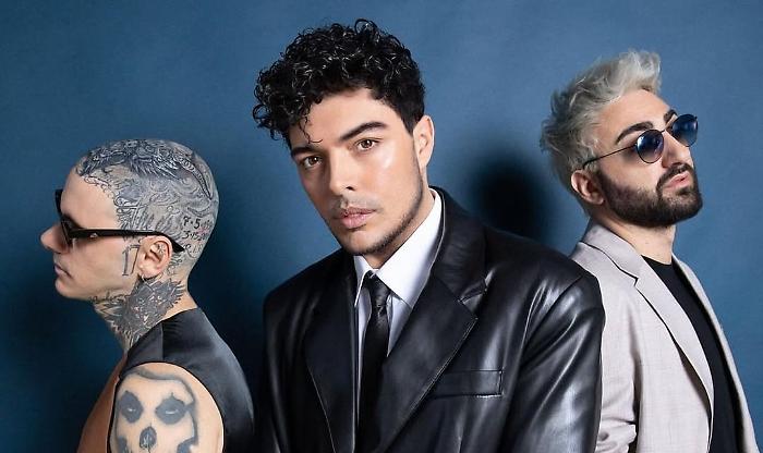 The Kolors, lutto per Stash durante il tour. L'annuncio sul profilo Instagram del cantante: "Buon viaggio mio caro nonno Domenico"