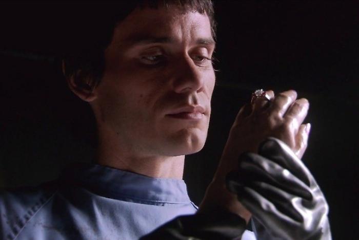 Dexter Resurrection: la serie torna l'11 luglio con un cast stellare, tra cui Uma Thurman e Peter Dinklage. Ma la domanda è: Brian Moser, interpretato da Christian Camargo, è davvero sparito per sempr