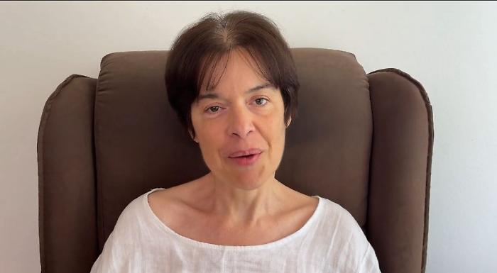 Fine vita, Laura Santi annuncia: "Ce l'abbiamo fatta. Raggiunte 3 mila firme per la legge regionale"