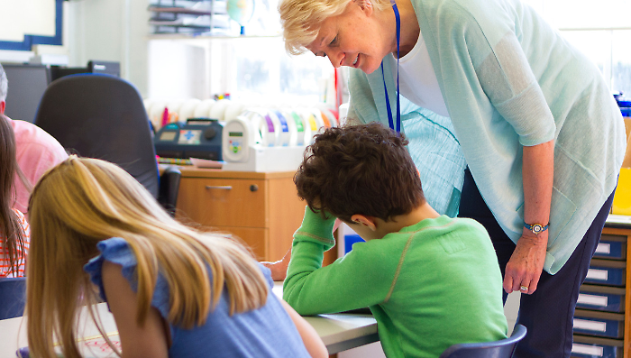 Insegnanti di sostegno: una risposta urgente al bisogno educativo nelle scuole