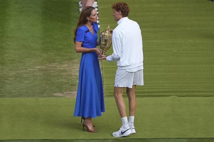 Sinner, l’incontro con i reali: cosa ha detto Kate, i retroscena di Wimbledon