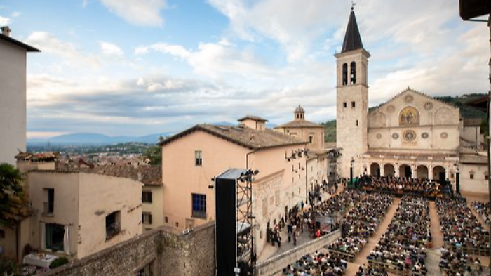 Gran finale a Spoleto, Festival dei Due Mondi più forte anche della pioggia: chiude un'edizione da record