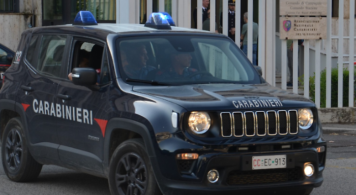 carabinieri spaccio droga terni