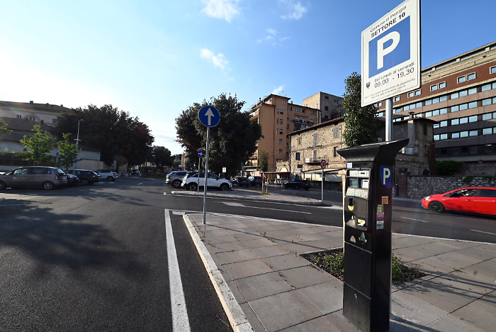 Perugia, aperto il nuovo parcheggio a Fontivegge: 81 posti auto a tariffe agevolate 